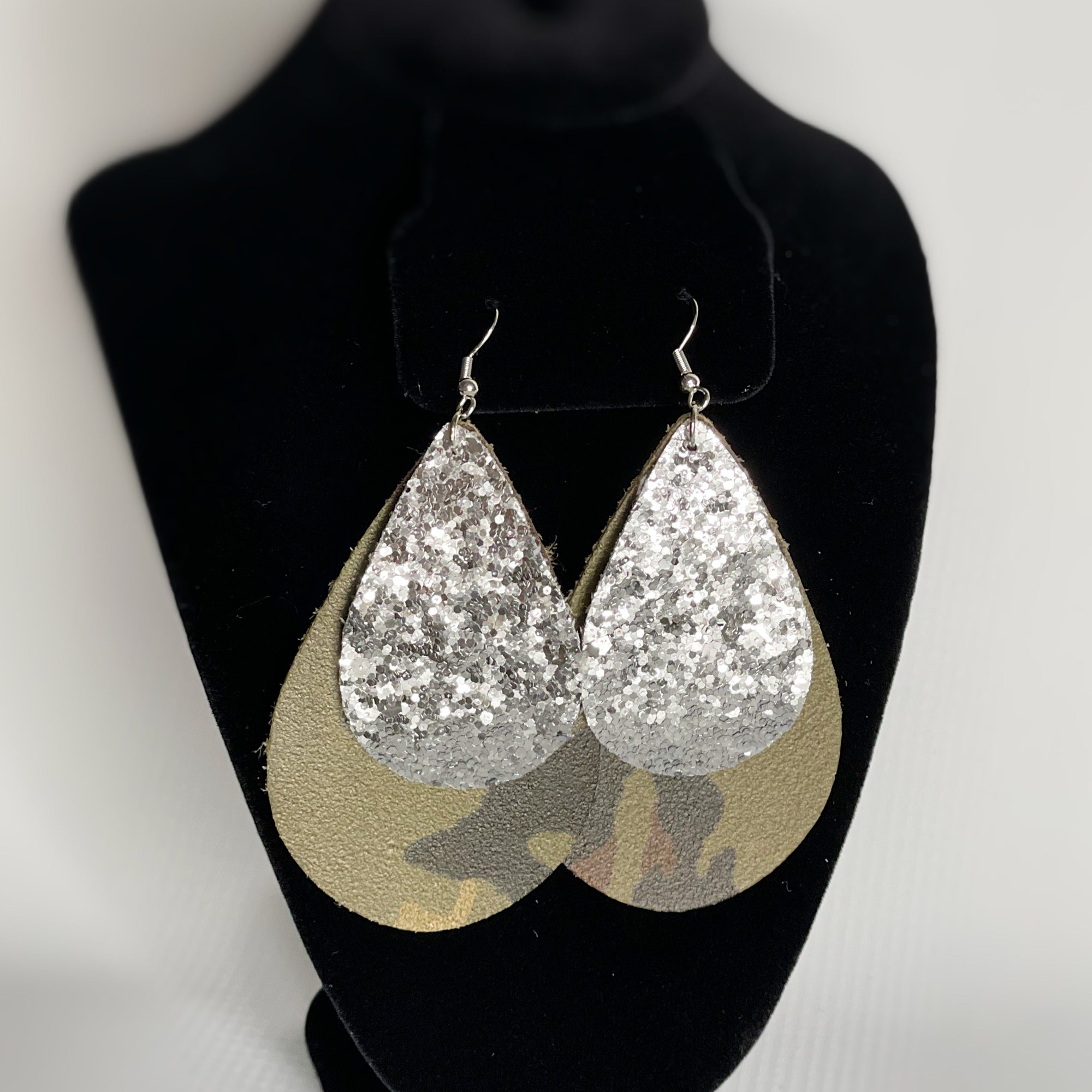 CookiBloom earrings Glitter & Camo Teardrop Earrings