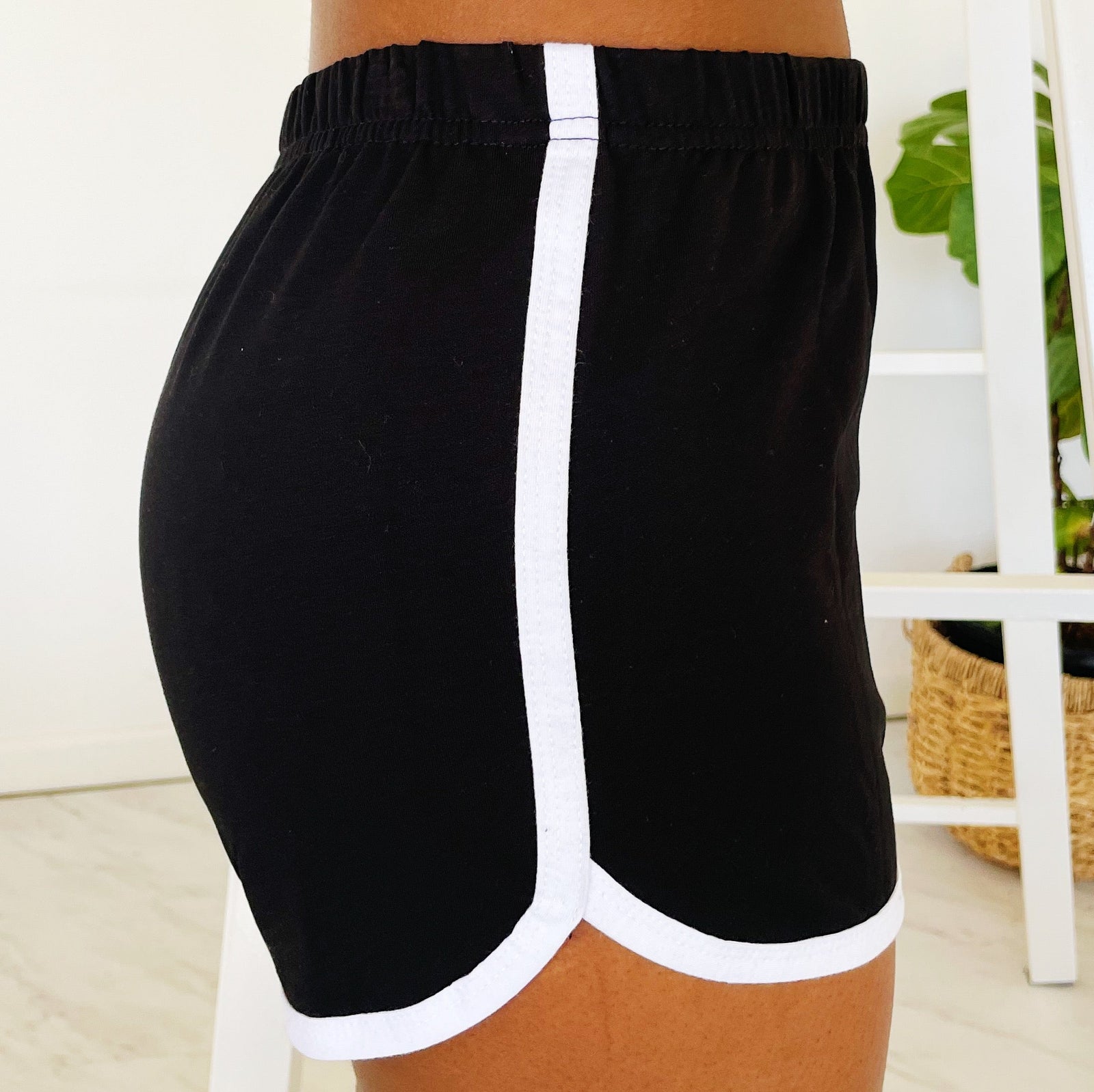 Cooki Bloom Shorts Cooki Lounge Side Stripe Shorts