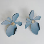 CookiBloom Jewelry Gray Exotic Bloom White Earrings