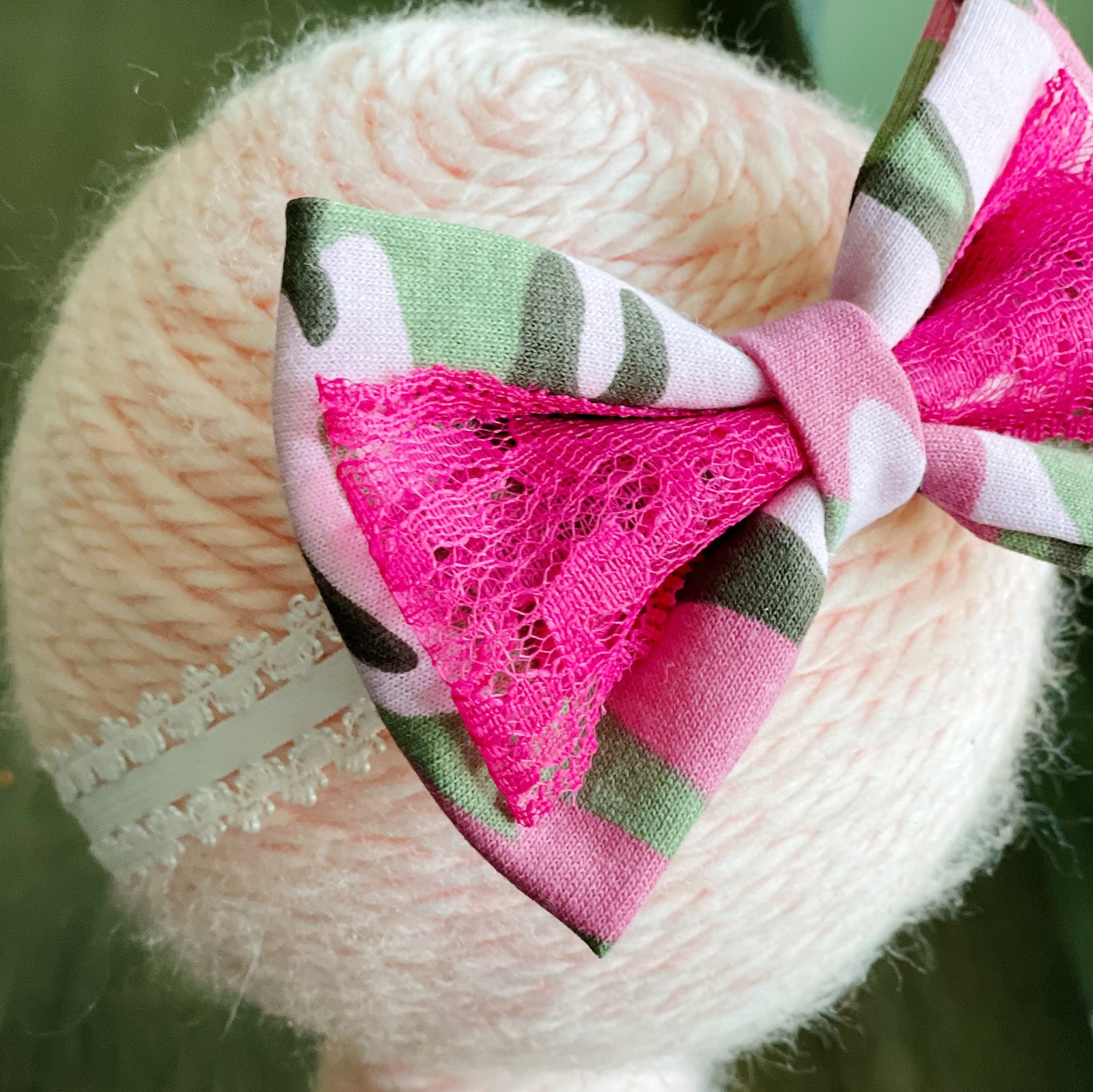 CookiBloom hair bows Hot Pink Camo Hair Bow