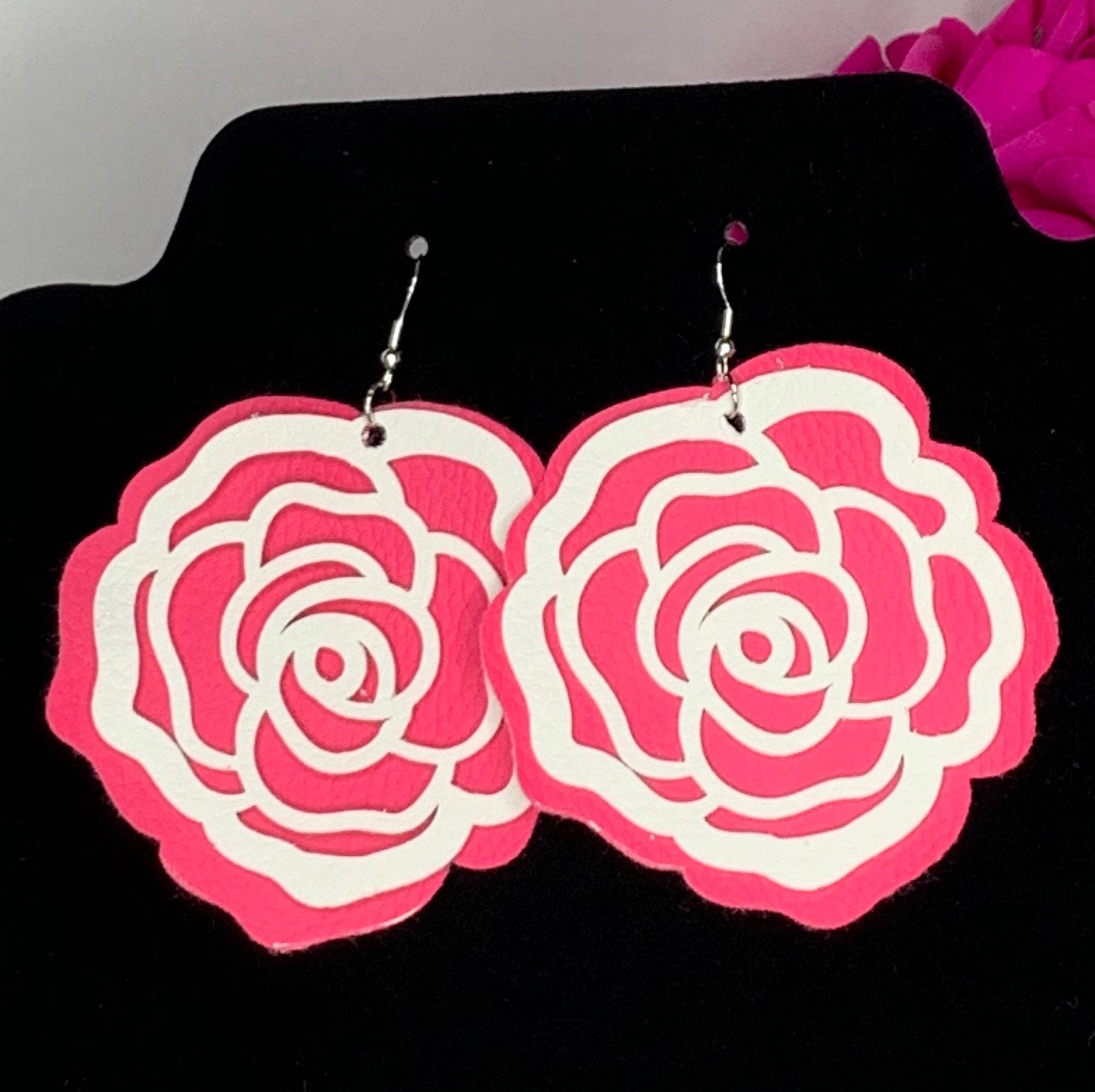 CookiBloom earrings Pink and White Leatherette Bloom Earrings
