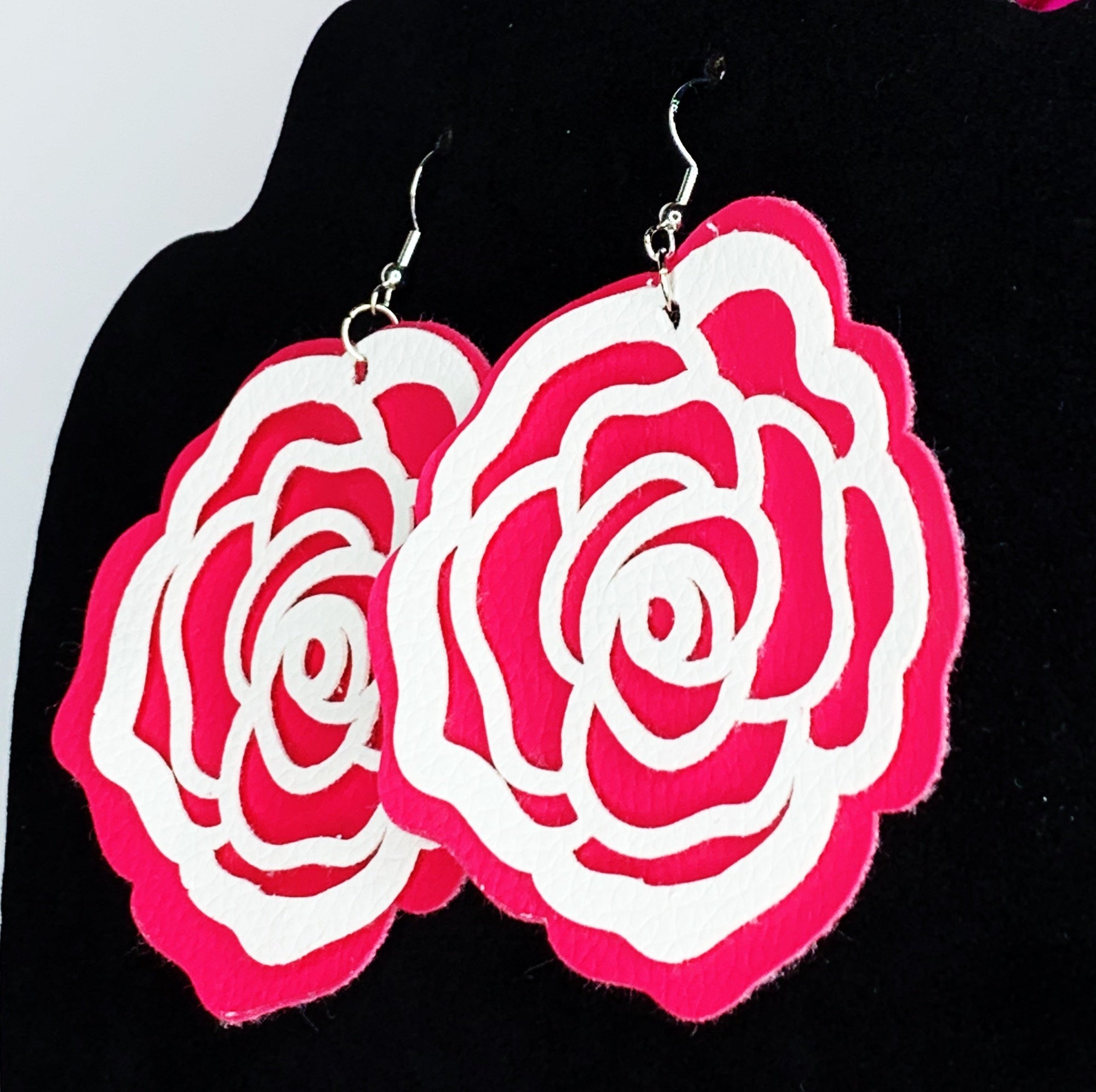 CookiBloom earrings Pink and White Leatherette Bloom Earrings