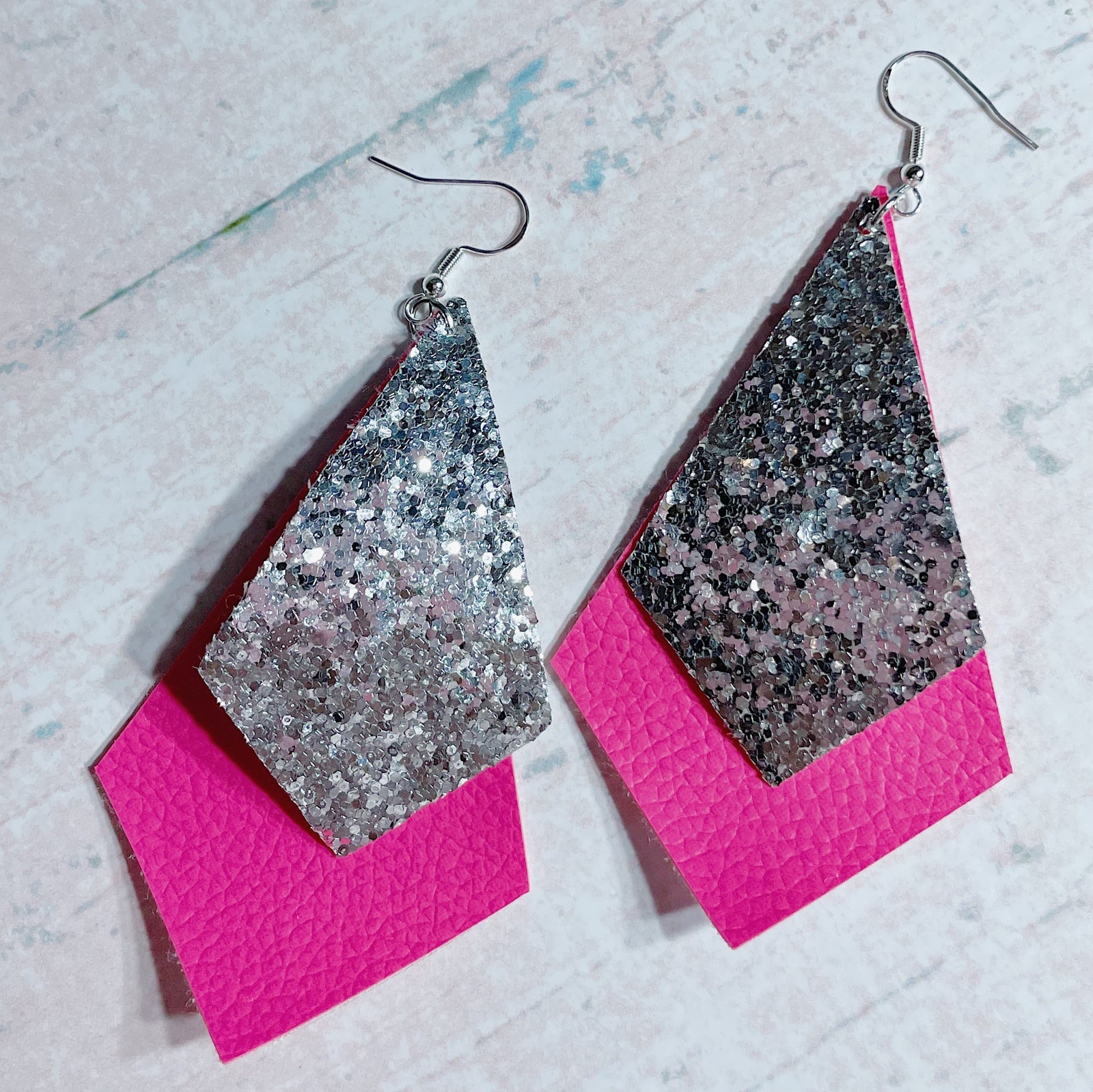 CookiBloom Earrings Silver Glitter & Pink Point Leather Earrings